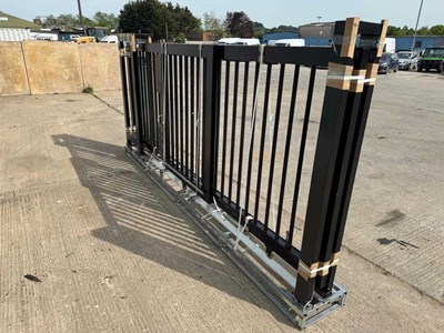 Unused 20Ft Sliding Electric Gate Vertical Bars (Black) with Automation Kit