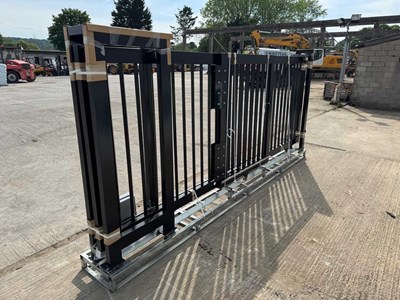 Unused 20Ft Sliding Electric Gate Vertical Bars (Black) with Automation Kit