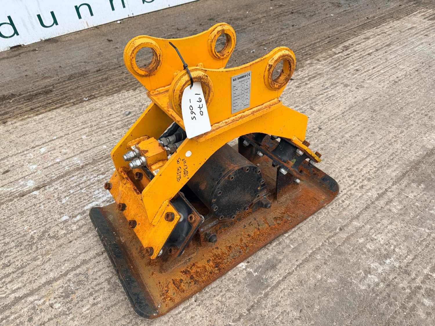 Lot BLK Rammer BLK/04 Plate Compactor With 65MM Pins To Suit 13 Ton Excavator