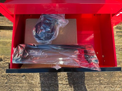Unused 7 Drawer & 1 Side Cabinet Phixwell Tool Box Including Tool Set Contains 235 Tools, 750mm x 460mm x 800mm