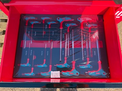 Unused 7 Drawer & 1 Side Cabinet Phixwell Tool Box Including Tool Set Contains 235 Tools, 750mm x 460mm x 800mm