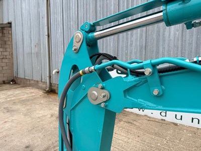 Lot Unused 2024 Kobelco SK25SR Mini Excavator, Blade, Hydraulic Quick Hitch Rubber Tracks, Piped, LED Lights, Warning Beacons, Suspension Seat