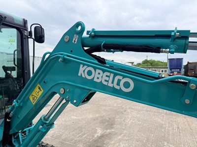 Lot Unused 2024 Kobelco SK25SR Mini Excavator, Blade, Hydraulic Quick Hitch Rubber Tracks, Piped, LED Lights, Warning Beacons, Suspension Seat