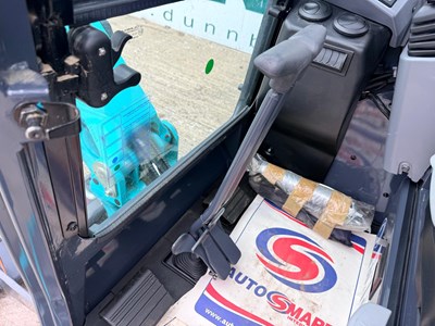 Lot Unused 2024 Kobelco SK25SR Mini Excavator, Blade, Hydraulic Quick Hitch Rubber Tracks, Piped, LED Lights, Warning Beacons, Suspension Seat