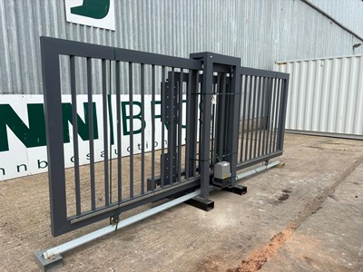 Lot Unused PF204G 20.4Ft x 6FT Counter Leaver Gate With Motor & 5 Fobs