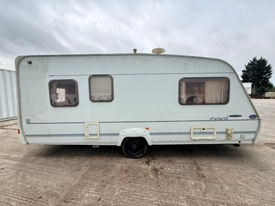 Lot ACE Award 5 Birth Single Axle Caravan Comes With Awning & Some Accessories
