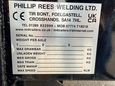 Lot 2026 30Ft M4 Tri Axle Trailer 18T, Hydraulic Beaver Tail, Flotation Tyres, Air & Oil Brakes, Side Locker, LED Lights, Rear Beacon, Chain Well, Galvanised Side Rails, Extra Tie Down Points