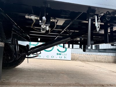 Lot 2026 30Ft M4 Tri Axle Trailer 18T, Hydraulic Beaver Tail, Flotation Tyres, Air & Oil Brakes, Side Locker, LED Lights, Rear Beacon, Chain Well, Galvanised Side Rails, Extra Tie Down Points