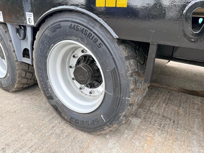 Lot 2026 30Ft M4 Tri Axle Trailer 18T, Hydraulic Beaver Tail, Flotation Tyres, Air & Oil Brakes, Side Locker, LED Lights, Rear Beacon, Chain Well, Galvanised Side Rails, Extra Tie Down Points