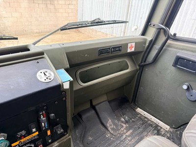 Lot 1990 MOD Leyland Daf 4 Ton 4x4 LHD Platform Truck, Manual Gear Box (Reg Docs Available)
