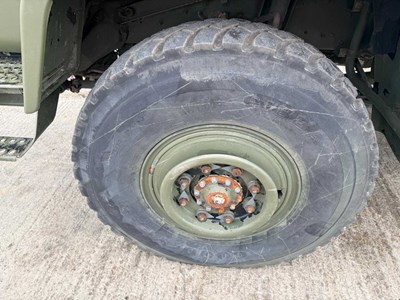 Lot 1990 MOD Leyland Daf 4 Ton 4x4 LHD Platform Truck, Manual Gear Box (Reg Docs Available)