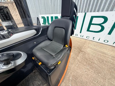 Lot 2014 Doosan Aisle Truck BR16JW-7 With Charger