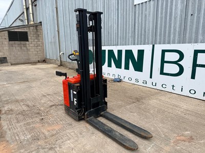 Lot Record Pallet Stacker Truck 1 Ton Comes With Charger