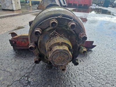 Lot 327 - 10 Stud Commercial Axle
