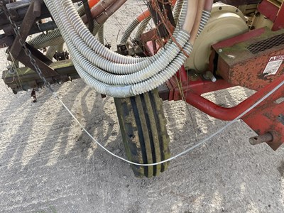 Lot 166 - Vicon LZ401 Supaseeder PTO Driven Seed Drill to suit 3 Point Linkage
