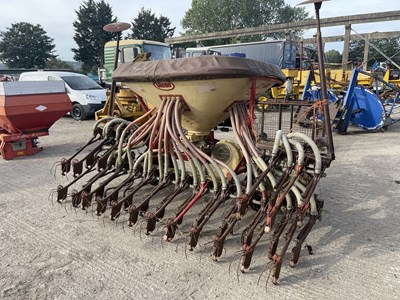 Lot 166 - Vicon LZ401 Supaseeder PTO Driven Seed Drill to suit 3 Point Linkage