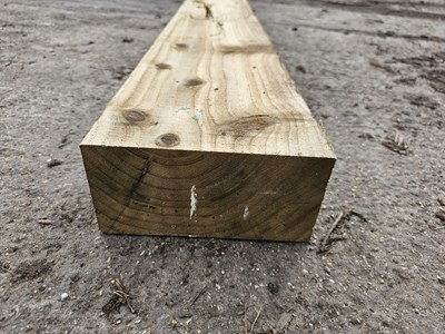 Lot 352 - Wood Sleepers (95mm x 195mm x 1800mm)(50 of)