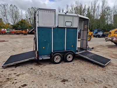 Lot 78 - 1998 Ifor Williams HB510R Twin Axle Horse Box Trailer, Front & Rear Loading Ramp