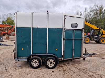 Lot 78 - 1998 Ifor Williams HB510R Twin Axle Horse Box Trailer, Front & Rear Loading Ramp